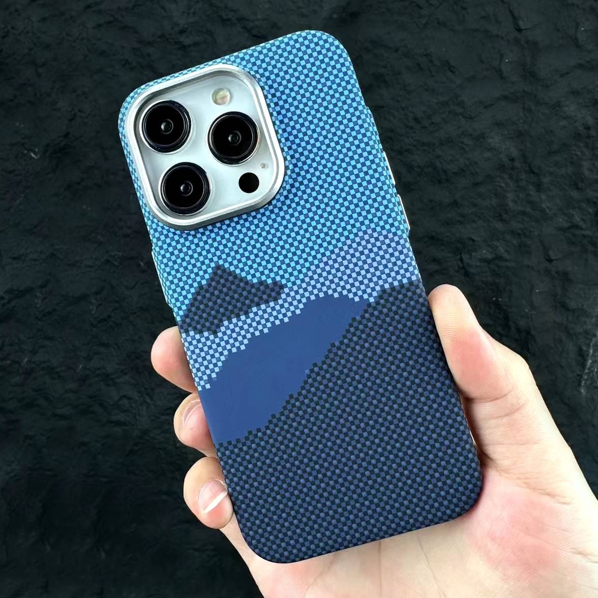 (Buy 1 Get 1) Alpine Luminate Kevlar Textured Case For iPhone