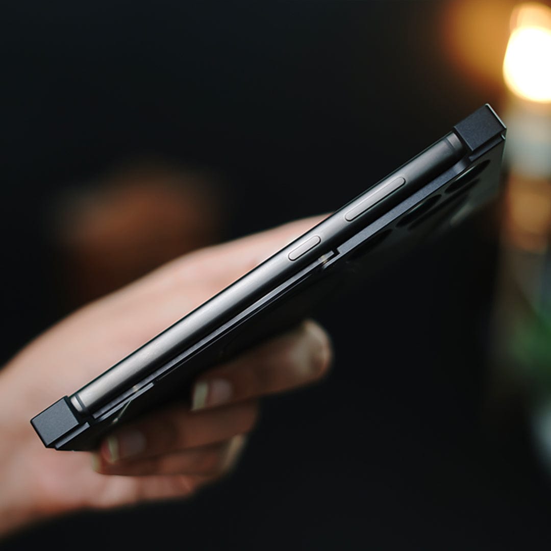 (Buy 1 Get 1) Reinforced Carbon Fiber Armor Case - Samsung