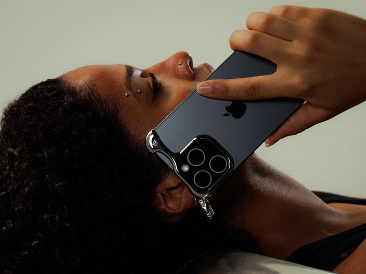 (Buy 1 Get 1) Aluminum Pulse Case For iPhone