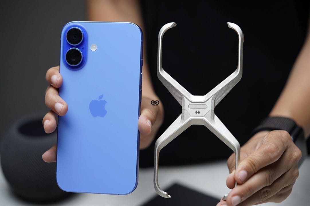 (Buy 1 Get 1) Anti-Fingerprint Titanium XBumper Metal Case for iPhone