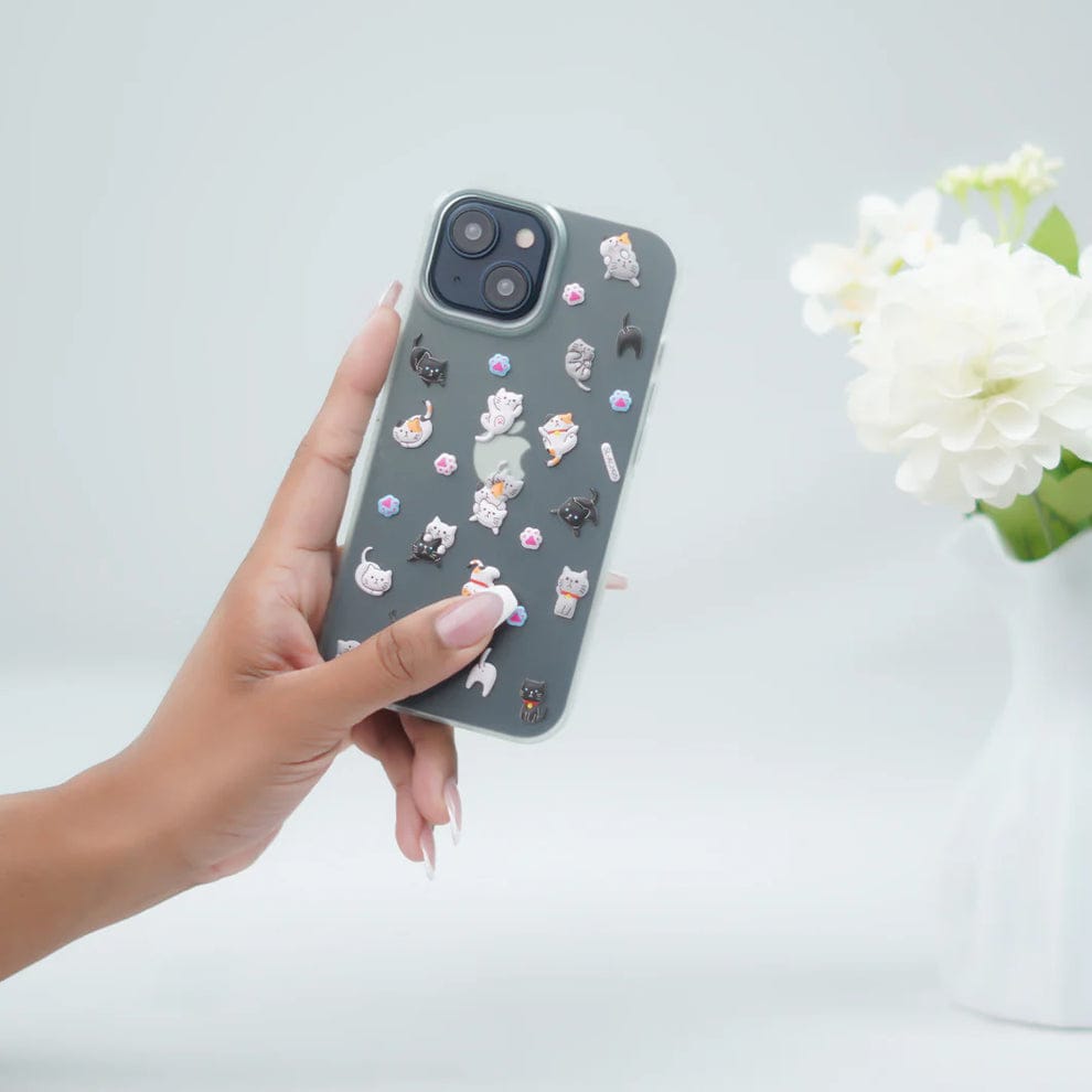 (Buy 1 Get 1) Mischievous Cute Kitty Case For iPhone