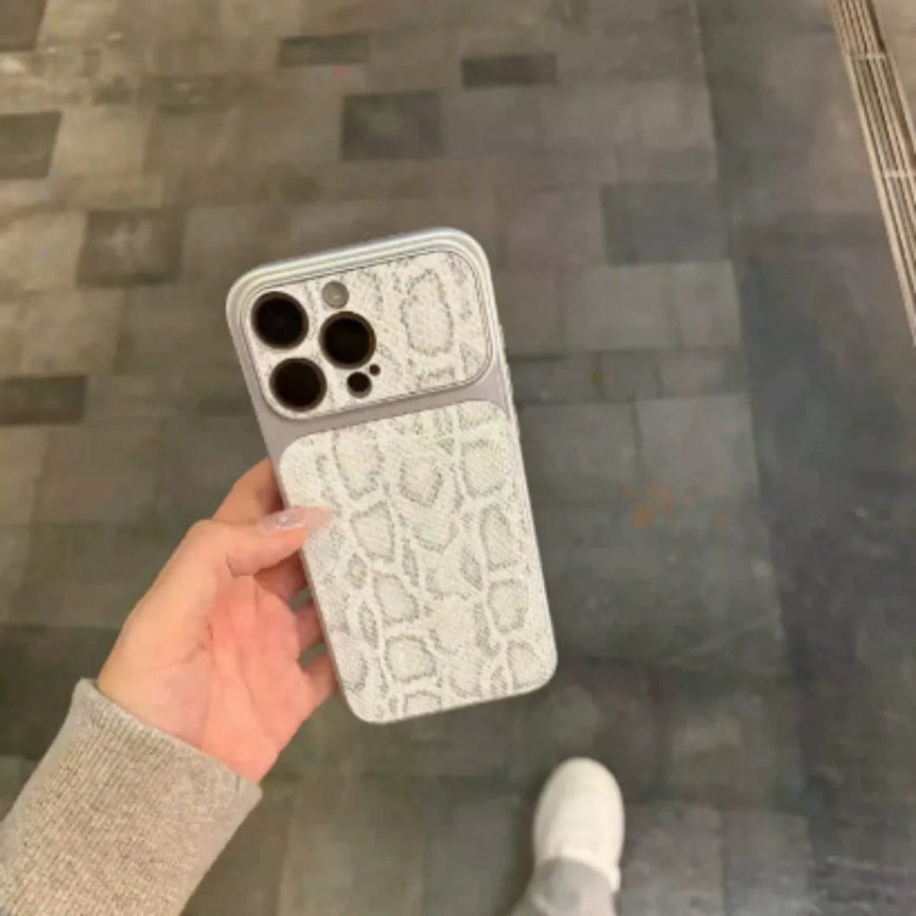 (Buy 1 Get 1) WeaveMag Trio Case Woven Magnetic iPhone Cover